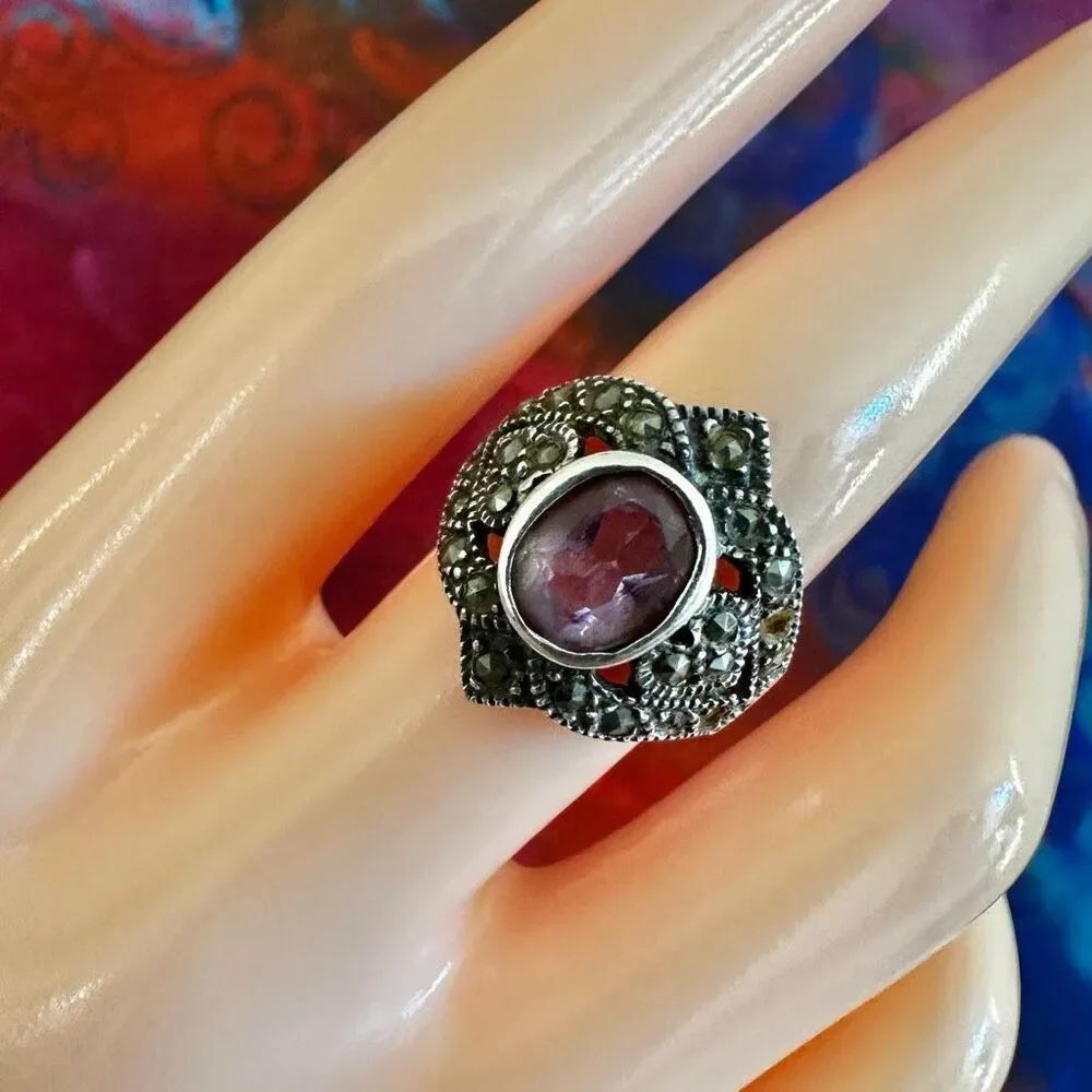 Vintage Sterling Silver Amethyst & Marcasite Ring 💜✨
